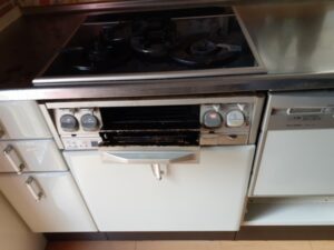新潟キッチン取付け隊　ガスコンロの取替　施工前